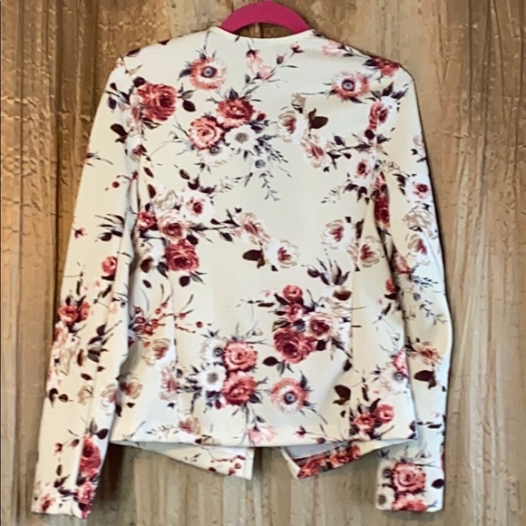 Spring Blazer - Picture 3 of 3